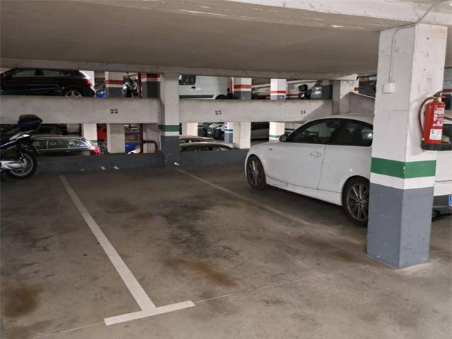 Garaje en Venta en Carrer de Còrsega, 91 en La Nova Esquerra de l'Eixample