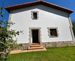 Exterior view of House or chalet to rent in Valdáliga  with Balcony