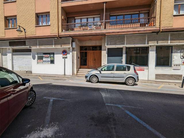 Local comercial en Alquiler en Calle Román Romano, 4 en Llanes pueblo
