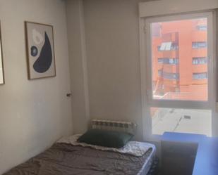 Bedroom of Flat to share in  Madrid Capital  with Air Conditioner