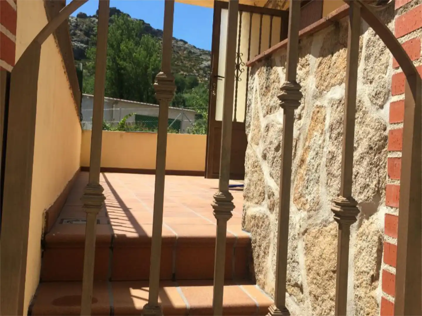 Houses for sale in Barrio Abajo, 1, Avellaneda Exterior view of Houses for sale in Avellaneda with Heating, Terrace and Furnished