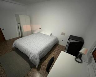 Flat to share in Carrer de Ponent, 6, Ponent