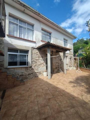 Chalet en venta en lugar cabria nova,  de pontedeu