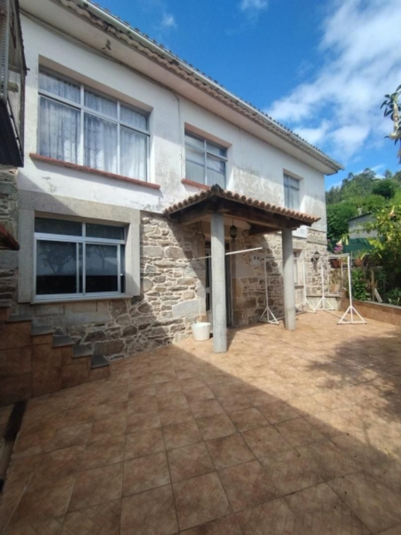 Exterior view of House or chalet for sale in Pontedeume  with Terrace