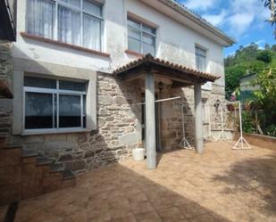 Vista exterior de Casa o xalet en venda en Pontedeume amb Terrassa