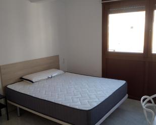 Bedroom of Flat to share in Requena