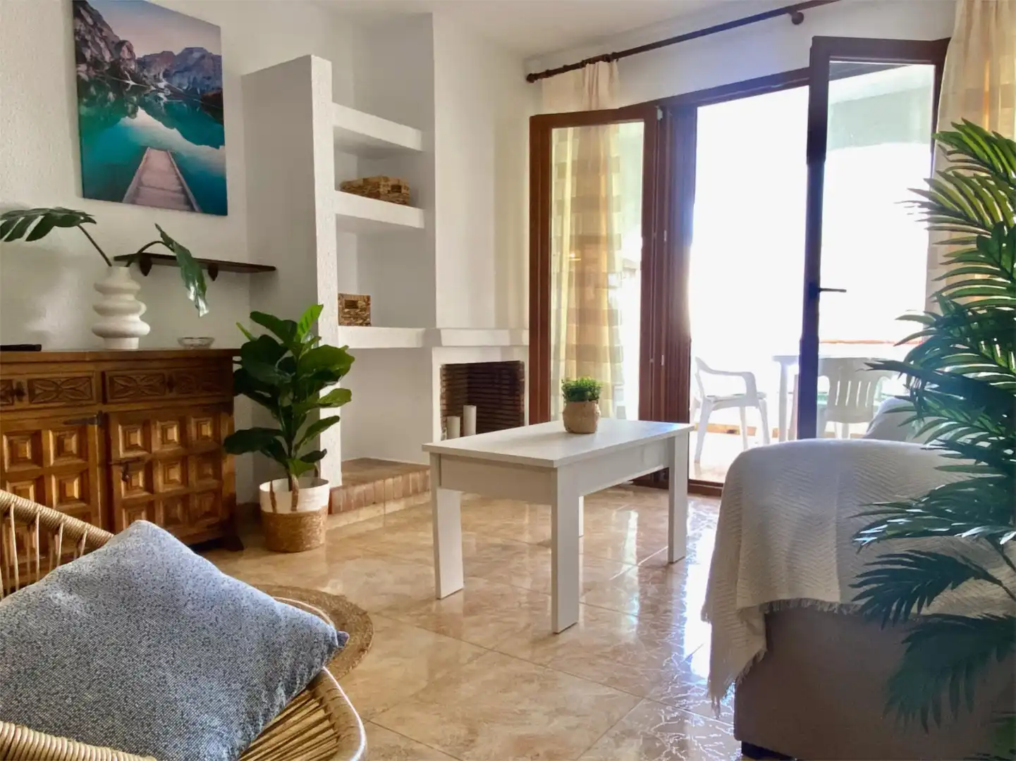 Apartamento en venta en Carrer de Les Campanilles, 4, Alcossebre Sala de estar de Apartamento en venta en Alcalà de Xivert con Terraza y Balcón