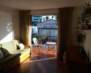 Dormitori de Apartament de lloguer en Benicasim / Benicàssim amb Terrassa, Moblat i Rentadora