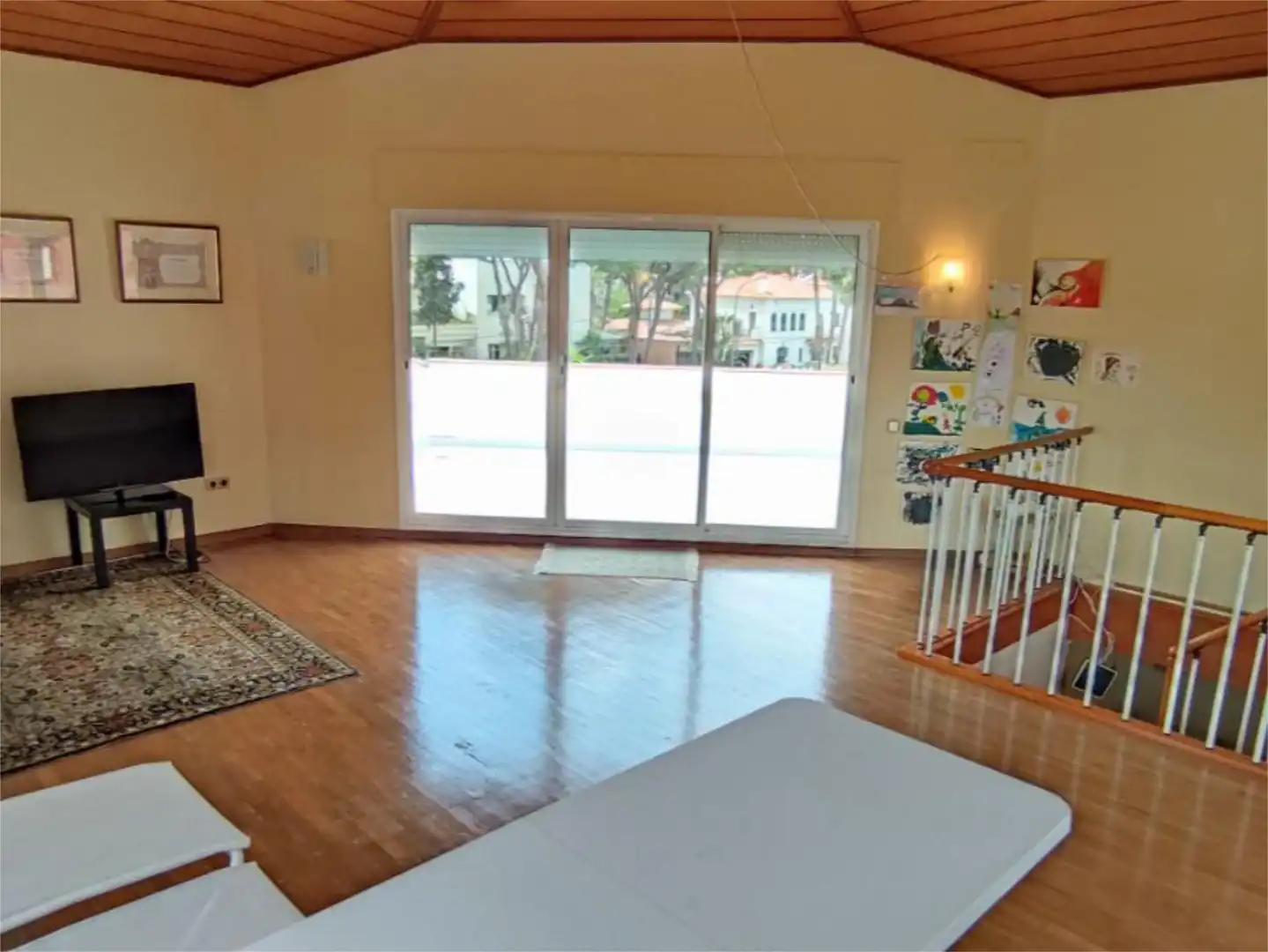 Casa o xalet en venda a La Pineda Casa o xalet en venda en Castelldefels amb Aire condicionat, Terrassa i Piscina