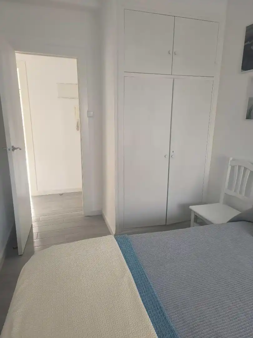 Piso de alquiler en Calle Huesca, 20, Gran Playa Habitación de Piso de alquiler en Santa Pola con Aire acondicionado, Calefacción y Jardín privado