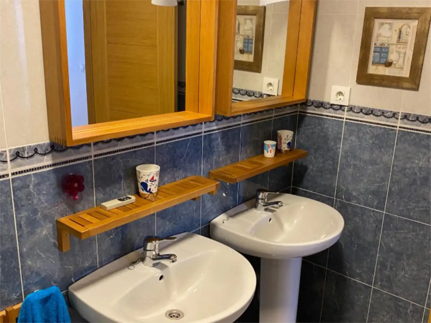 Baño de Dúplex de alquiler en San Pedro del Pinatar con Calefacción, Jardín privado y Terraza