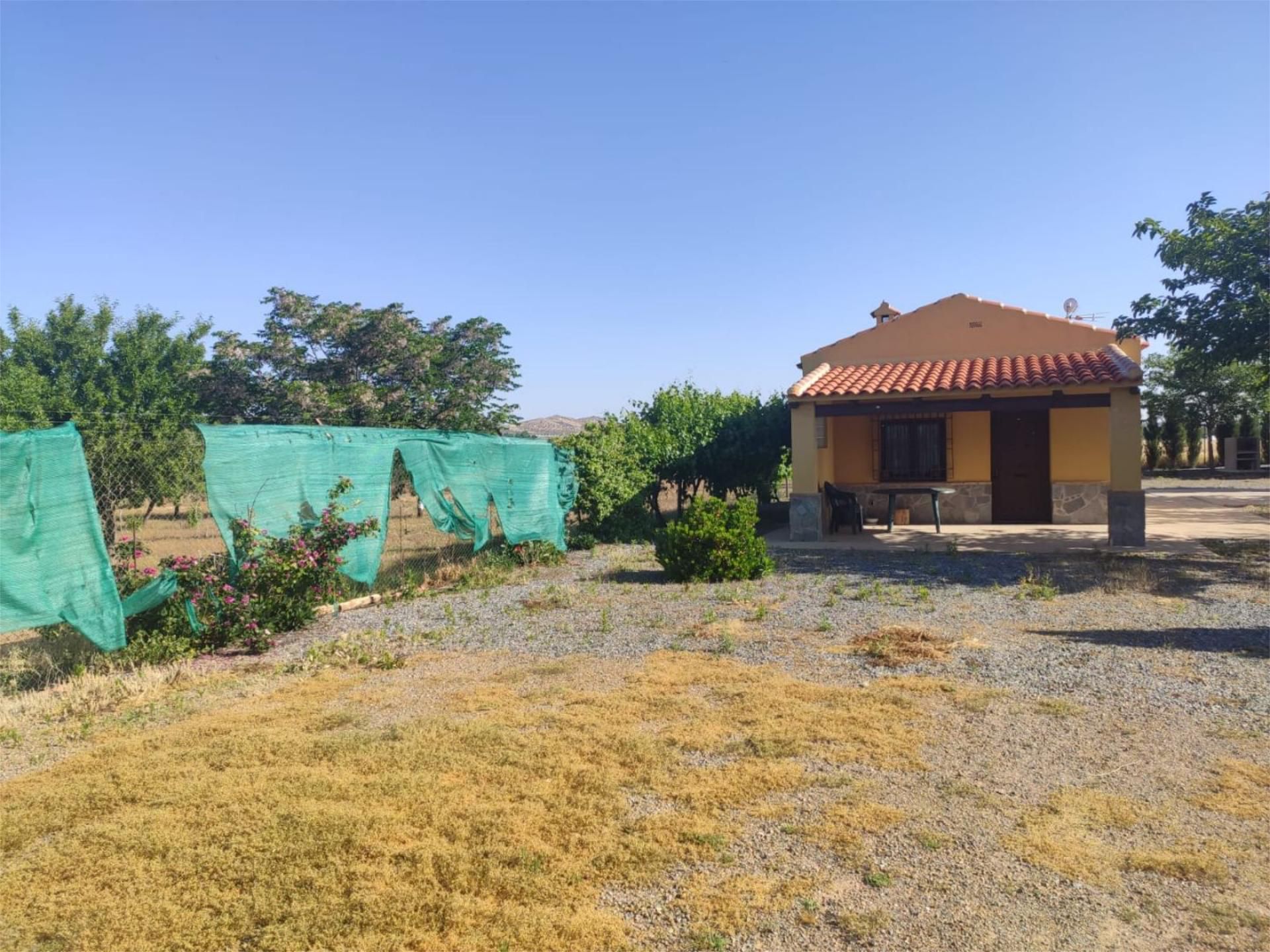Flat for sale in Consuegra  with Heating, Private garden and Terrace