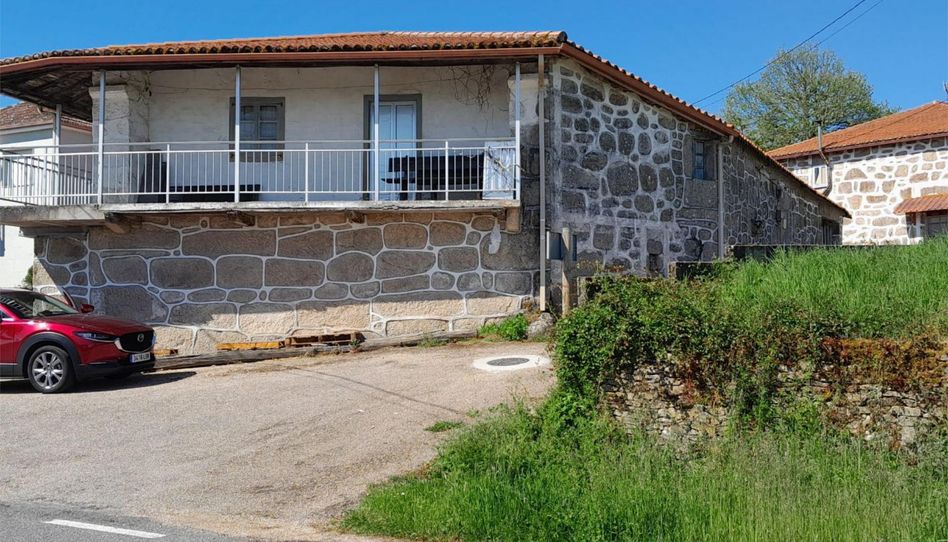 Casa adosada en venta en Lugar Sistin, 44, A Teixeira , Ourense - imagen 1 Foto 1 de Casa adosada en venta en Lugar Sistin, 44, A Teixeira , Ourense