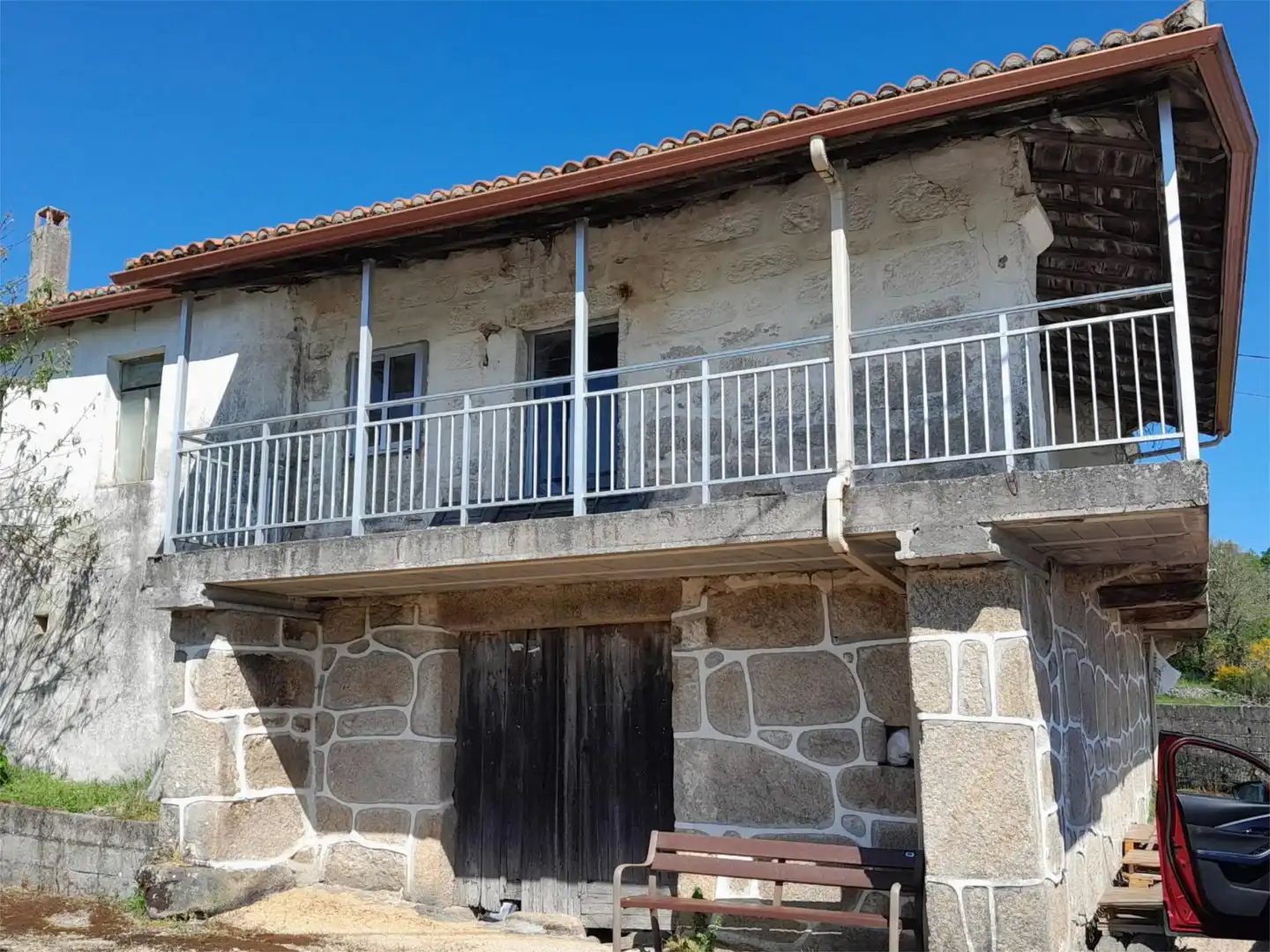 Vista exterior de Casa adosada en venta en A Teixeira  con Balcón