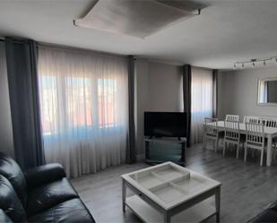 Living room of Flat to rent in  Zaragoza Capital  with Air Conditioner and Balcony