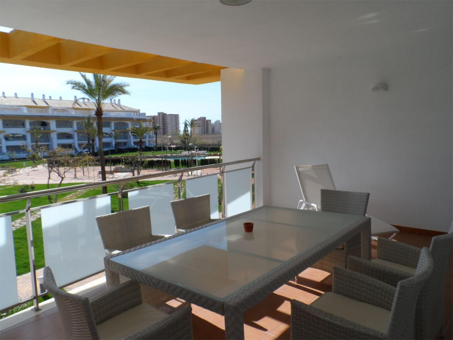 Terrassa de Apartament de lloguer en Torreblanca amb Aire condicionat, Jardí privat i Terrassa