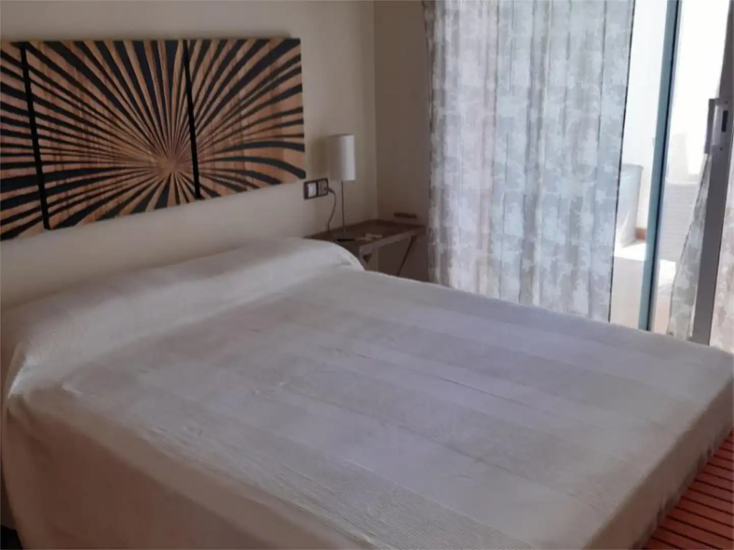 Apartamento de alquiler en Avinguda de les Illes Balears, 1, Torreblanca Habitación de Apartamento de alquiler en Torreblanca con Aire acondicionado, Jardín privado y Terraza