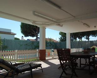 Terrassa de Casa o xalet de lloguer en Mazagón amb Aire condicionat, Terrassa i Piscina