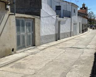 Vista exterior de Casa adosada en venda en Villaflores amb Moblat, Forn i Rentadora