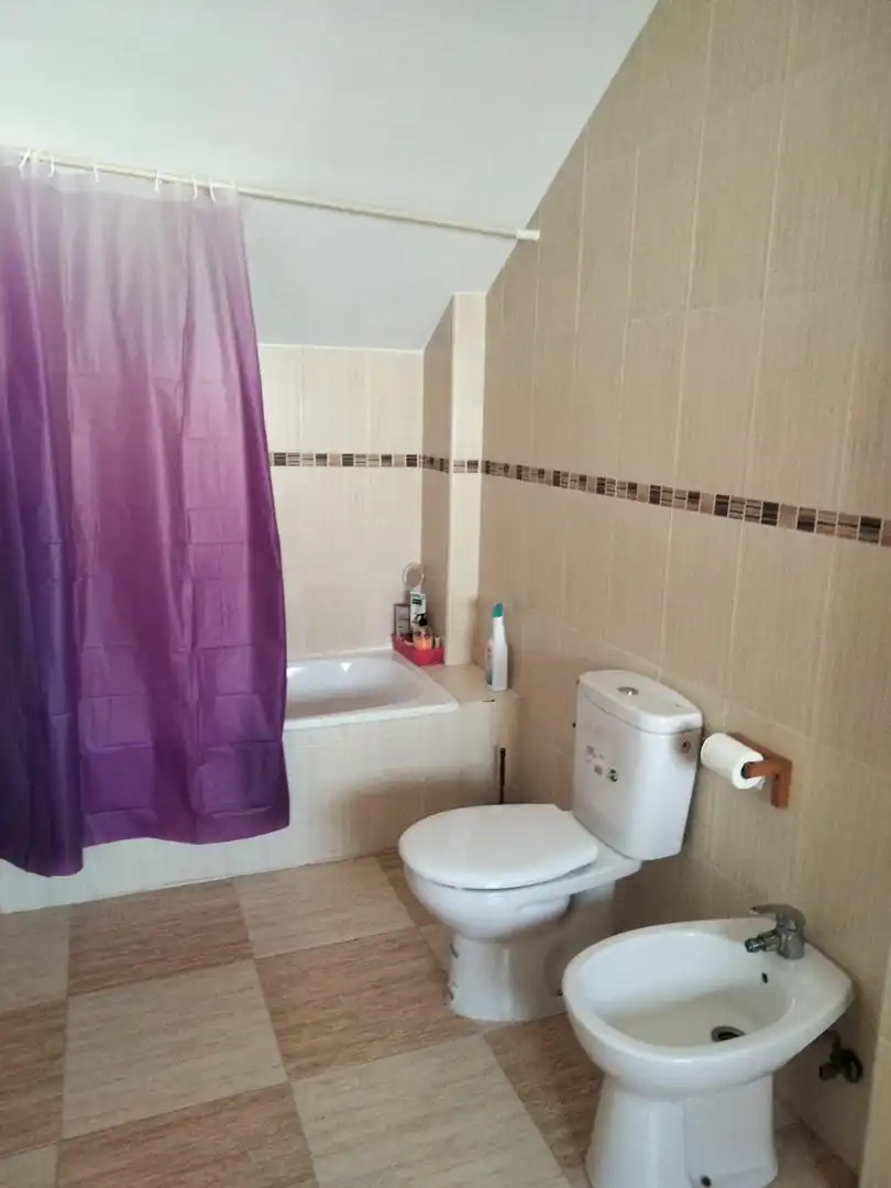 Casa adosada en venta en Calle Real, 1, San Juan del Puerto Baño de Casa adosada en venta en San Juan del Puerto con Aire acondicionado, Calefacción y Amueblado