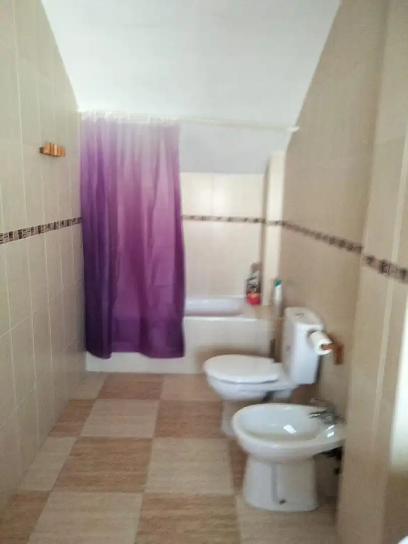 Casa adosada en venta en Calle Real, 1, San Juan del Puerto Baño de Casa adosada en venta en San Juan del Puerto con Aire acondicionado, Calefacción y Amueblado