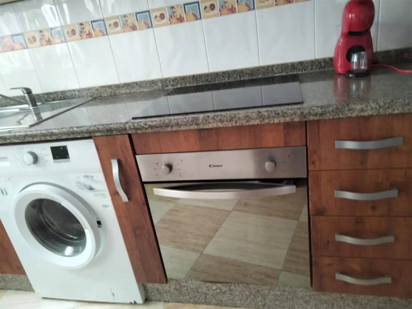 Casa adosada en venta en Calle Real, 1, San Juan del Puerto Cocina de Casa adosada en venta en San Juan del Puerto con Aire acondicionado, Calefacción y Amueblado