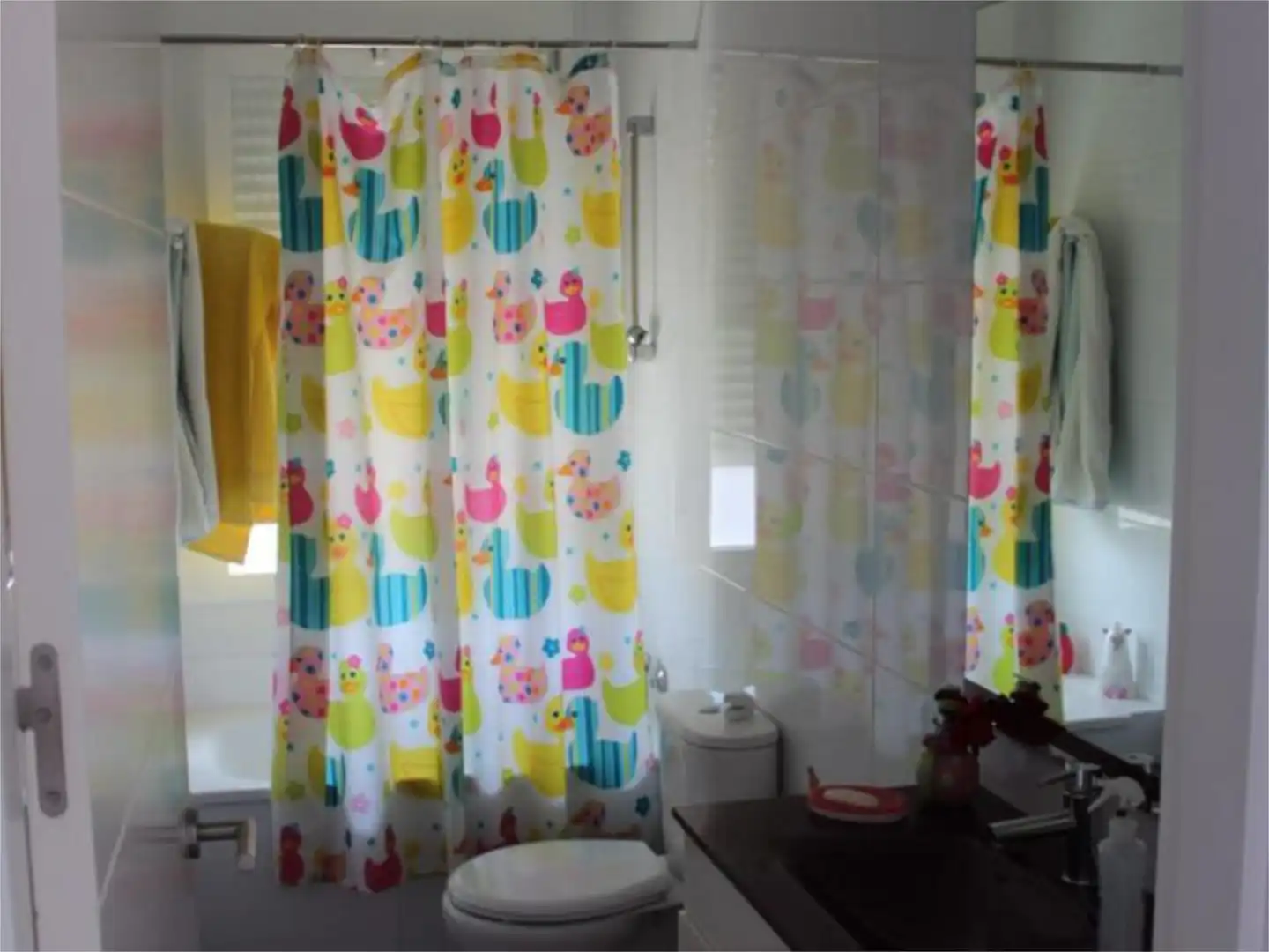 Houses for sale in Calle Posadas, 4, Posadas Bathroom of Houses for sale in Posadas with Air Conditioner, Parquet flooring and Storage room