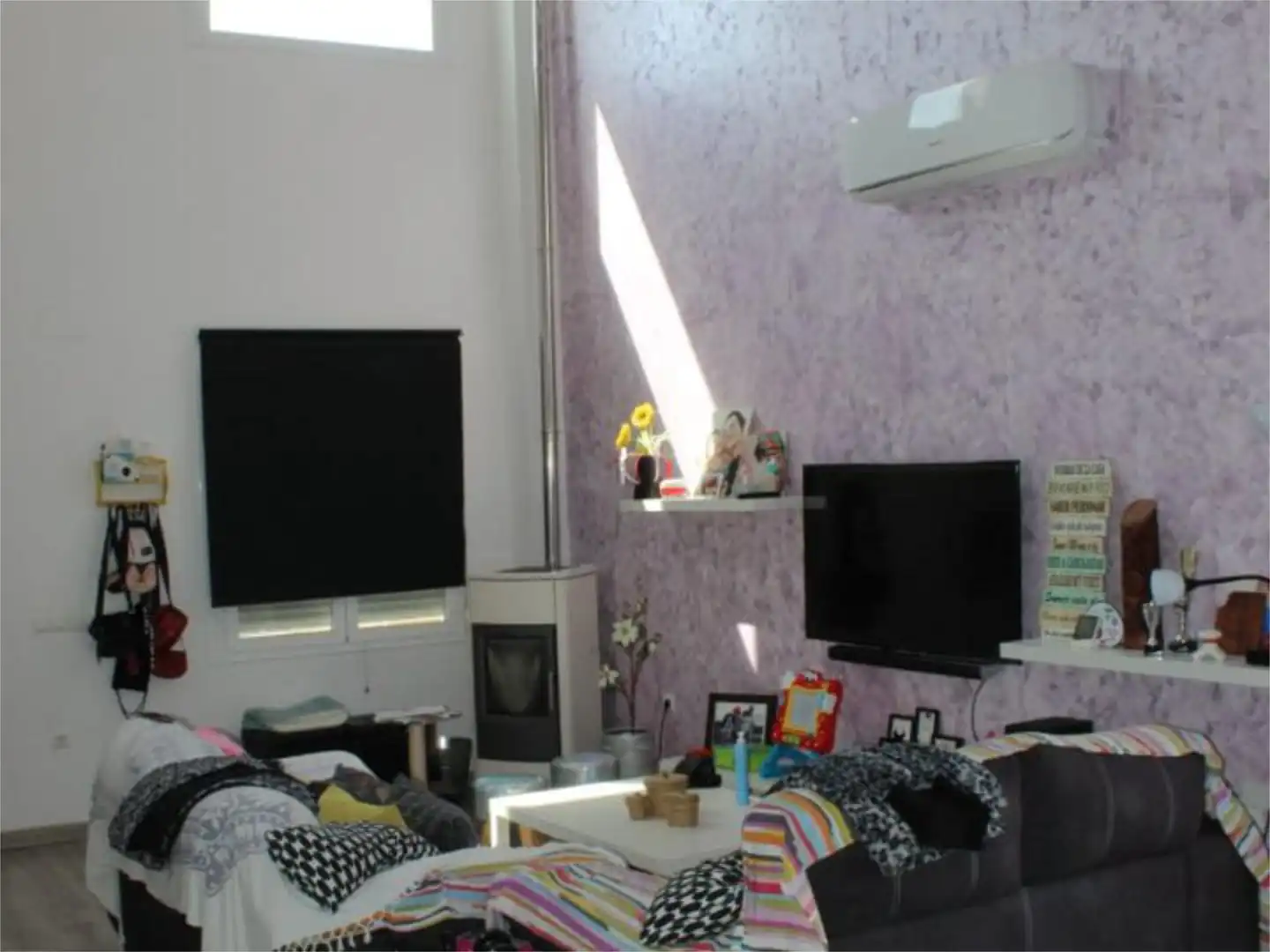 Houses for sale in Calle Posadas, 4, Posadas Living room of Houses for sale in Posadas with Air Conditioner, Parquet flooring and Storage room