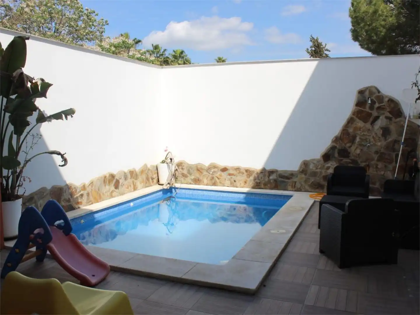 Houses for sale in Calle Posadas, 4, Posadas Swimming pool of Houses for sale in Posadas with Air Conditioner, Parquet flooring and Storage room