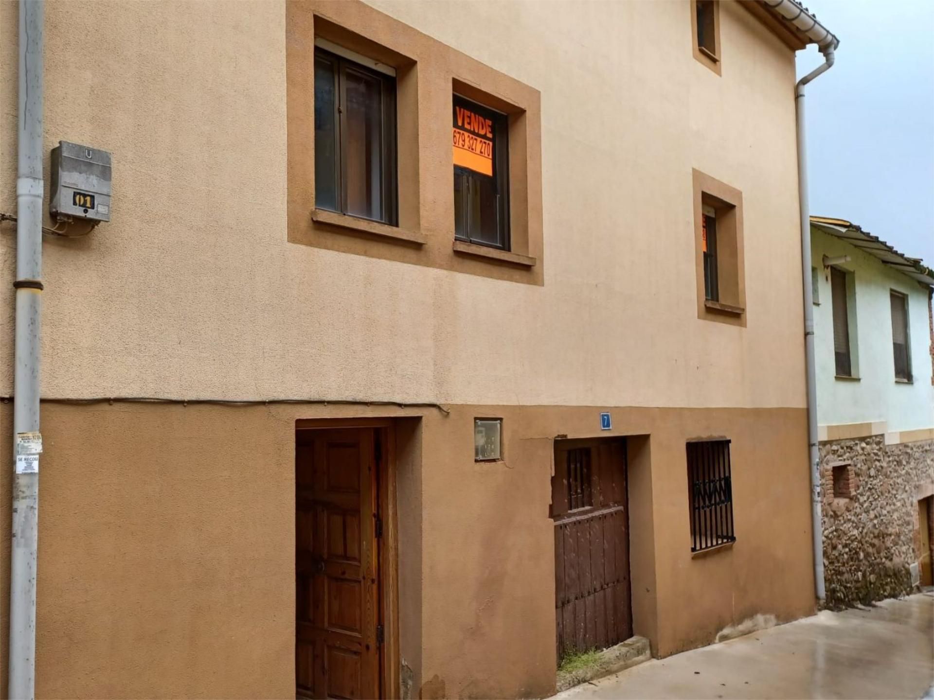 Casa adosada en venda a Calle la Unión, 7, Badarán