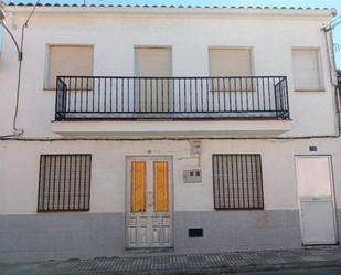 Exterior view of House or chalet for sale in Agudo