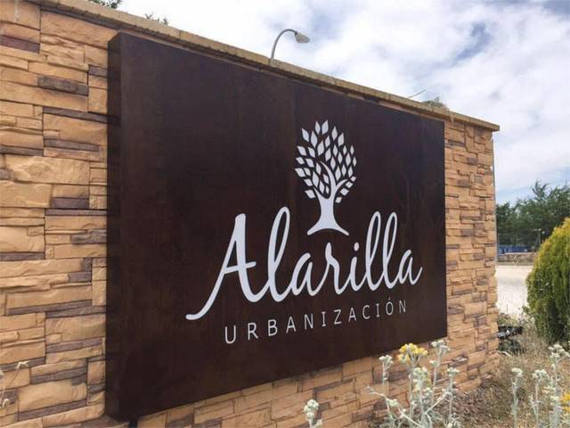 Terreno en Venta en Calle Catorce, 243 en Fuentidueña de Tajo