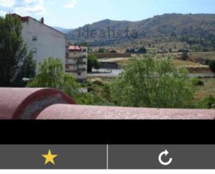 Vista exterior de Àtic en venda en El Barco de Ávila  amb Terrassa