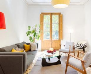 Sala d'estar de Pis en venda en  Barcelona Capital amb Aire condicionat i Balcó