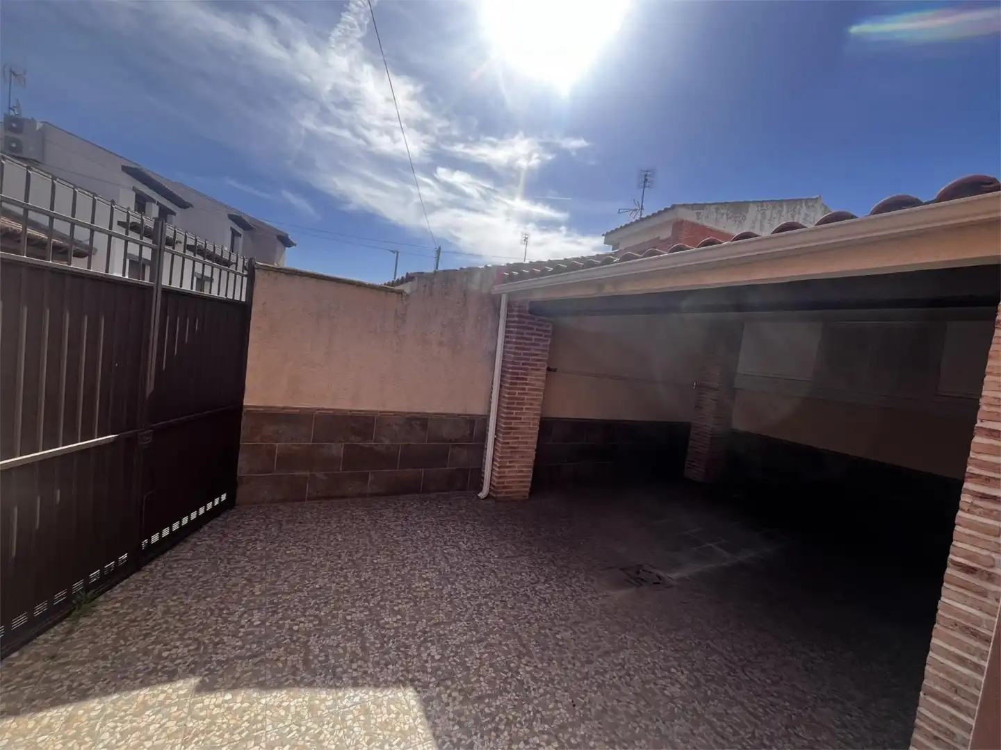 Habitación en Calle Ayozares, 51, La Puebla de Montalbán Parking de Casa o chalet para compartir en La Puebla de Montalbán con Aire acondicionado, Calefacción y Parquet