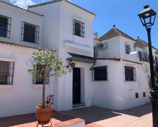 Exterior view of Single-family semi-detached for sale in Tomares  with Air Conditioner