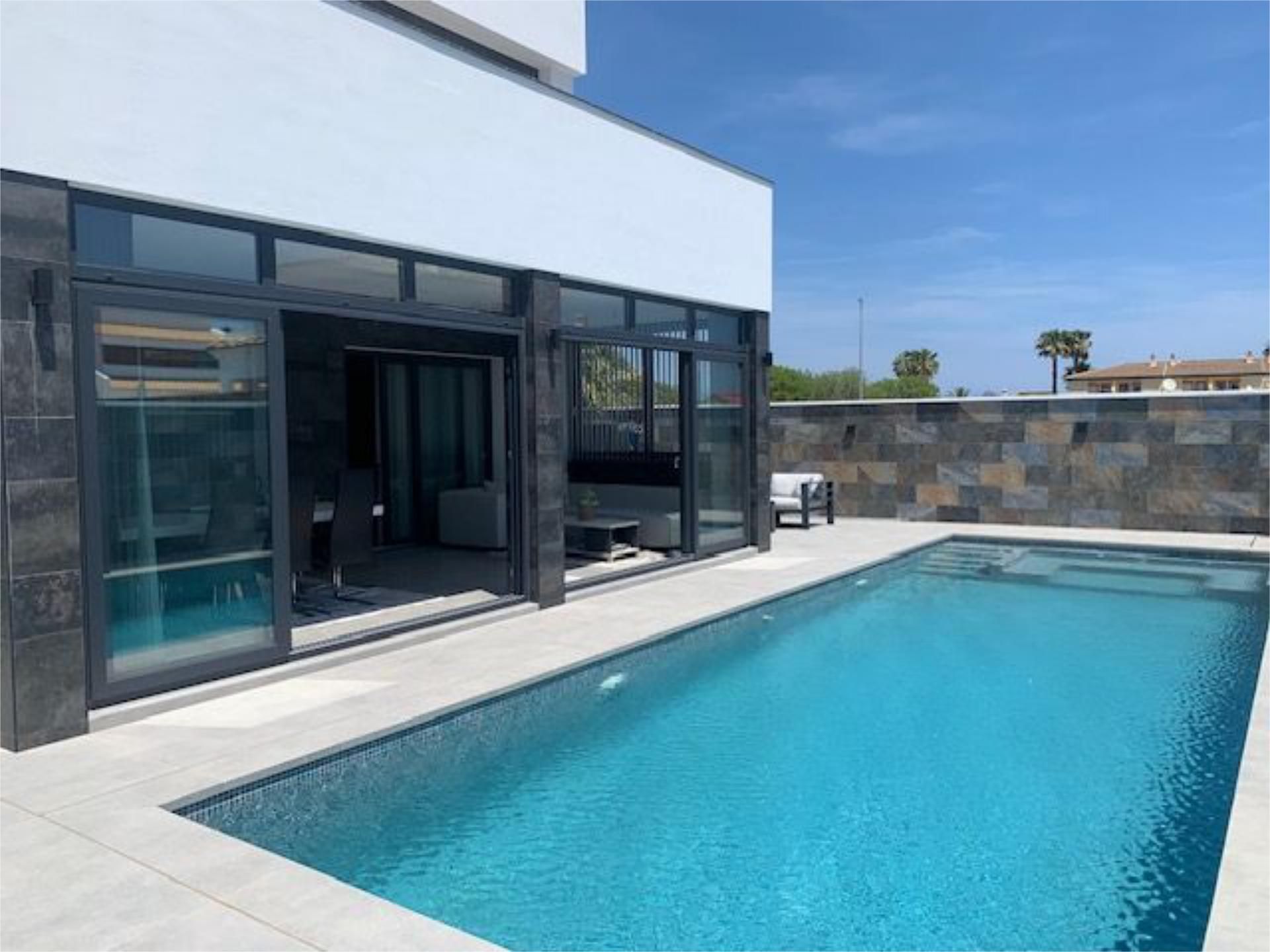 Swimming pool of House or chalet for sale in El Verger  with Air Conditioner, Terrace and Swimming Pool