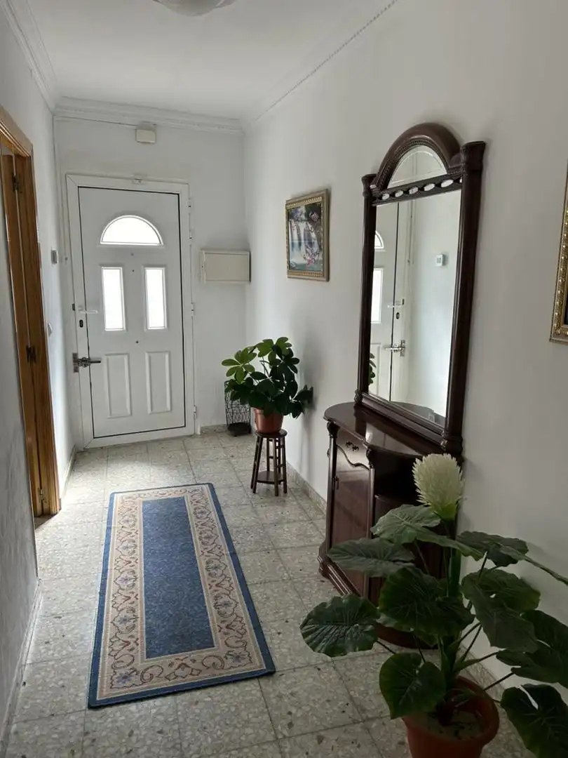Casa adosada en venta en Las Pedroñeras    con Aire acondicionado, Calefacción y Amueblado