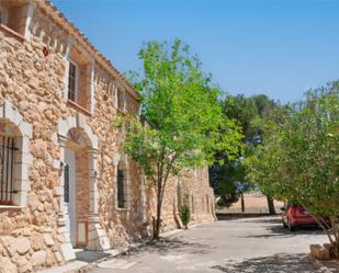 Vista exterior de Finca rústica en venda en El Pinós / Pinoso amb Aire condicionat, Terrassa i Piscina