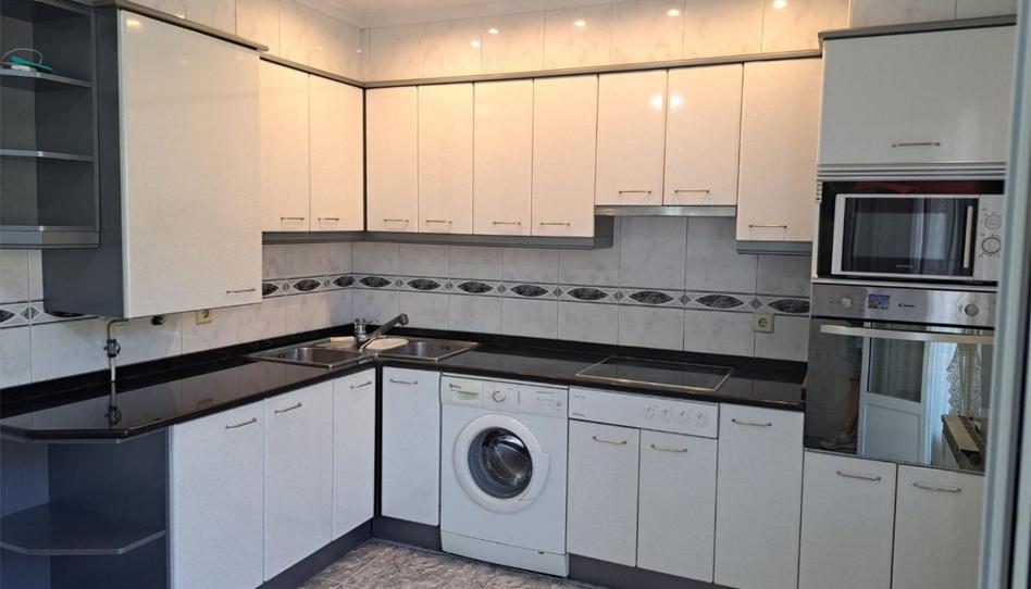 Piso en venta en Foru Kalea, 28, Beasain, Gipuzkoa - imagen 1 Foto 1 de Piso en venta en Foru Kalea, 28, Beasain, Gipuzkoa