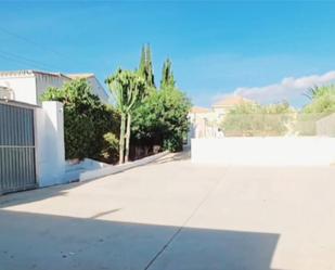 Vista exterior de Casa o xalet en venda en Estepona amb Terrassa i Piscina