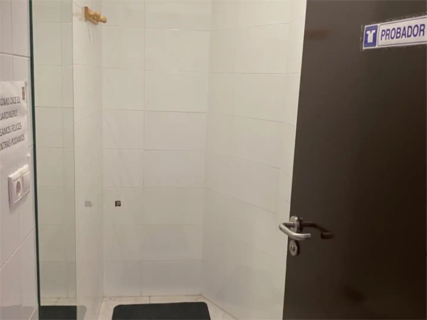 Local de alquiler en Avenida de los Reyes Católicos, 26, Villarrobledo Baño de Local de alquiler en Villarrobledo con Aire acondicionado y Calefacción