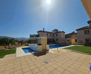 Piscina de Estudi en venda en Alhaurín de la Torre amb Piscina