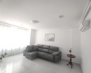 Living room of Flat to share in Peal de Becerro  with Air Conditioner and Terrace