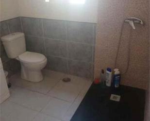 Bathroom of Flat to rent in  Córdoba Capital