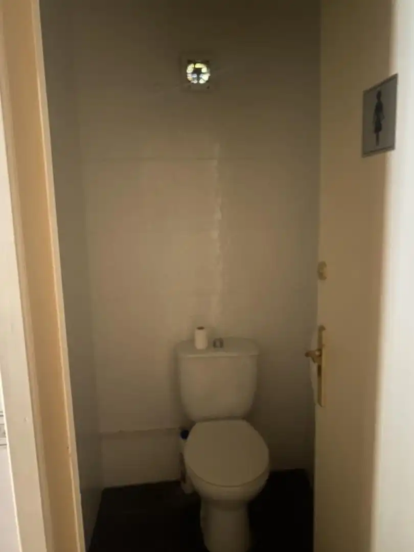 Local en venta en Carrer Figueres, 972, La Torre de Claramunt Baño de Local en venta en La Torre de Claramunt con Aire acondicionado y Calefacción