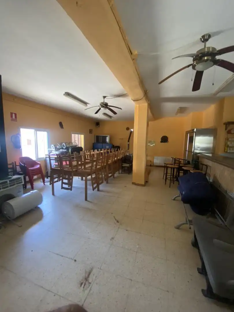 Local en venta en Carrer Figueres, 972, La Torre de Claramunt Local en venta en La Torre de Claramunt con Aire acondicionado y Calefacción