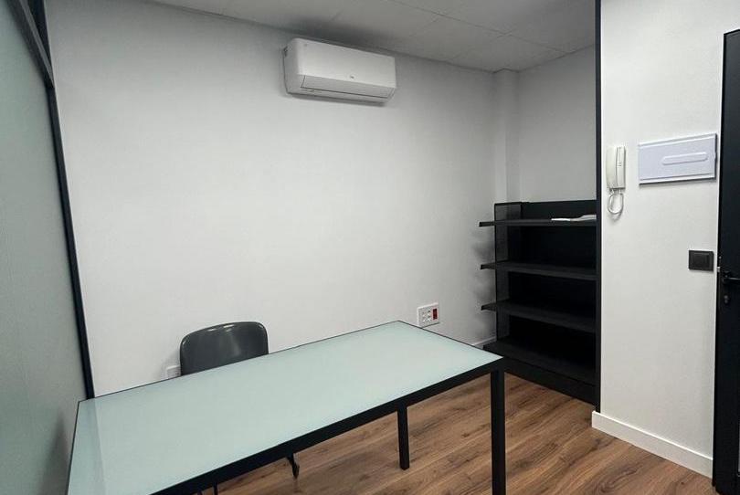 Foto 1 de Oficina de lloguer a Calle Oso, 4, Parque Avenida, Cádiz