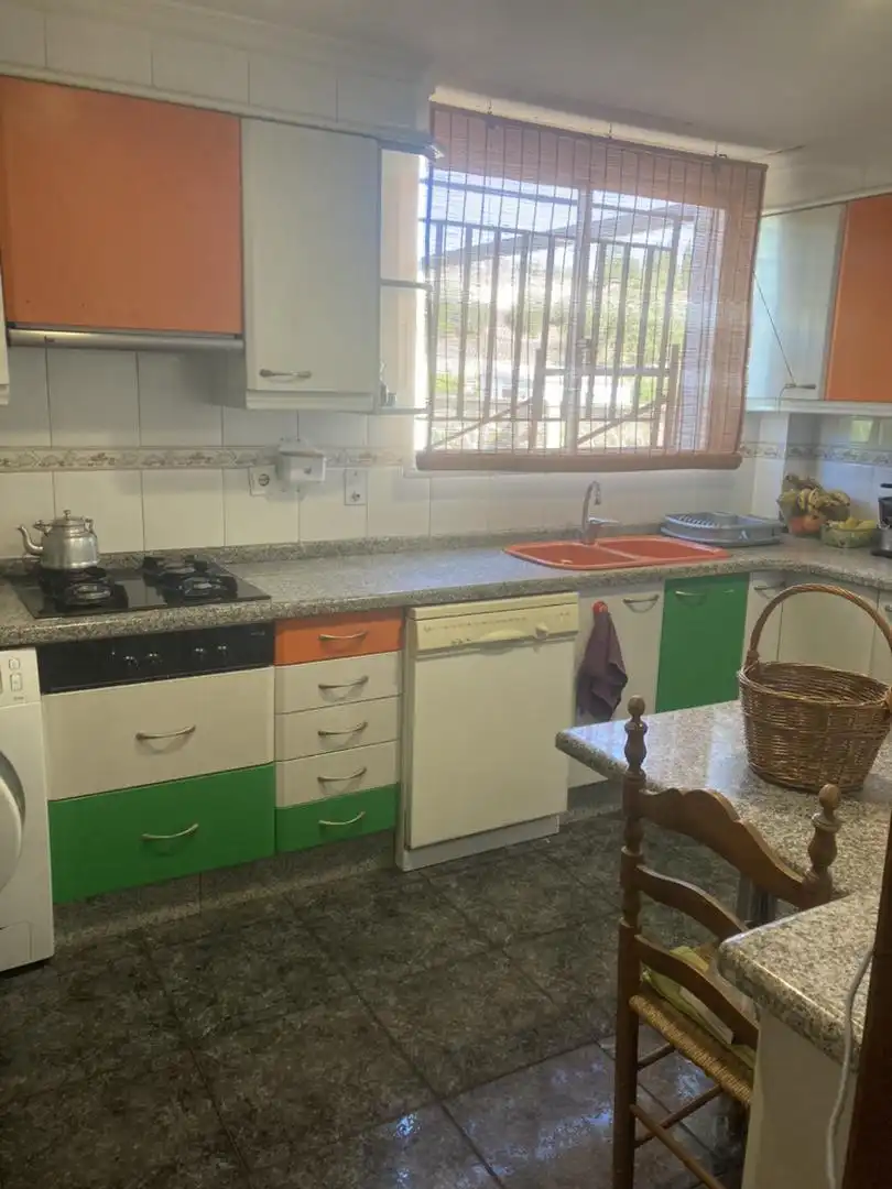 Finca rústica en venta en Partida Alcudia, 128, Cocentaina Cocina de Finca rústica en venta en Cocentaina con Terraza y Piscina
