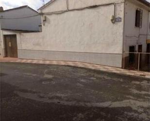 Exterior view of House or chalet for sale in Alcaudete  with Terrace